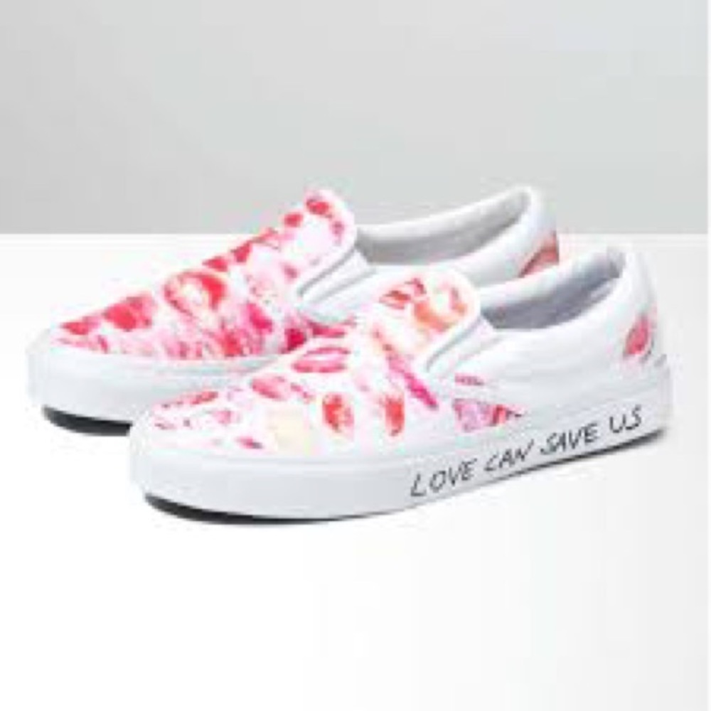 #55❤️ Brand new Vans Sara Lorusso slip on sneakers - Picture 2 of 9